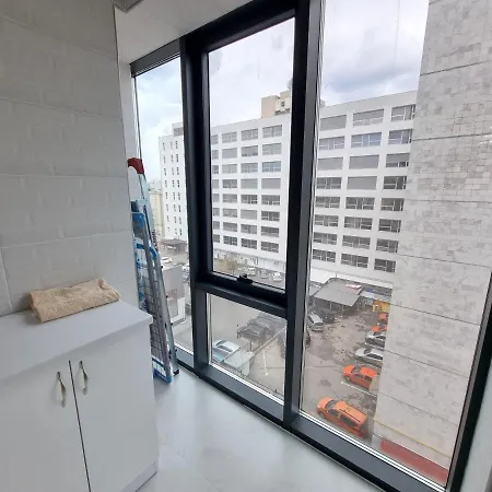 Luxury Ismail Street In