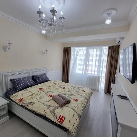Luxury Ismail Street In * Chisinau