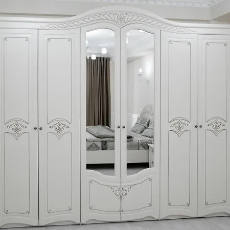 Luxury Ismail Street In *
