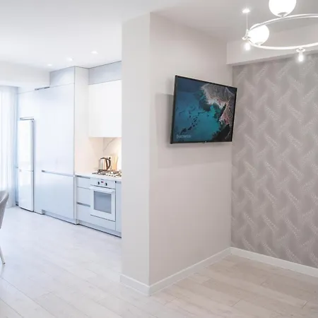 Luxury Ismail Street In
